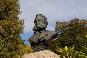 henrik ibsen heykel