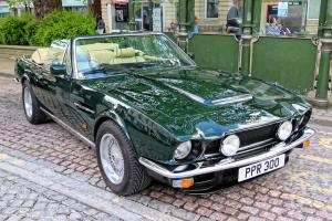 aston martin v8 vantage volants
