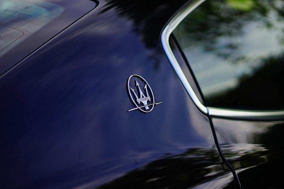 maserati logo