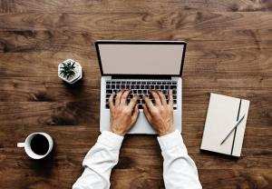 yazma becerisi nasıl geliştirilir laptop yazmak