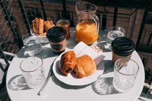 paris table food