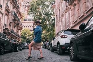 parisian parizyen in denim jacket and hat
