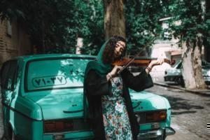 iran kadın keman