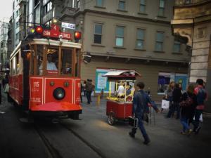istiklal caddesi