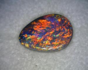 siyah opal