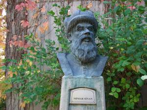 Mimar Sinan Büstü ODTÜ
