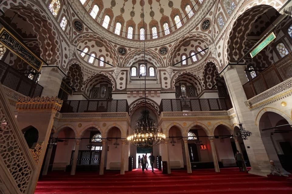 Atik Valide Külliyesi
