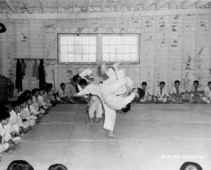 10layn-Japanese Americans practicing judo