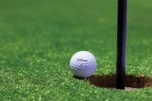 10layn-golf1